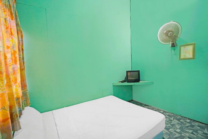 Room 17 of 20