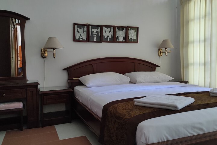 Room 5 of 43