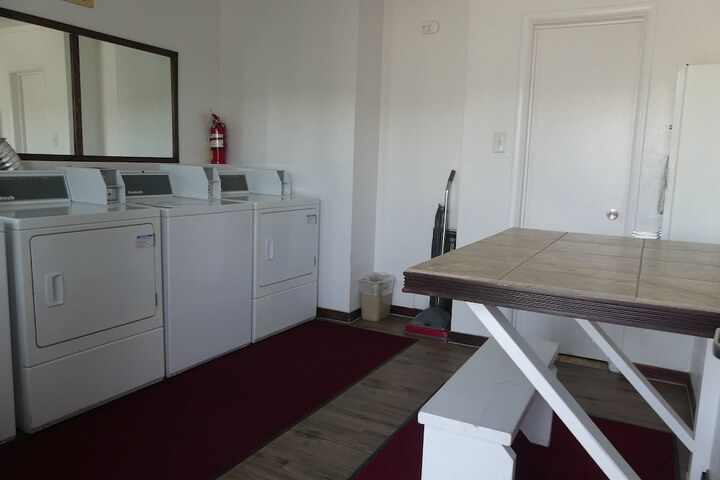 Room 43 of 52