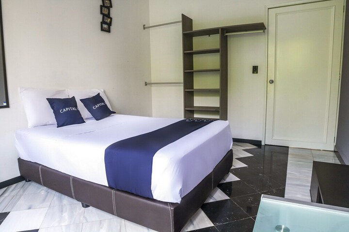 Room 13 of 46