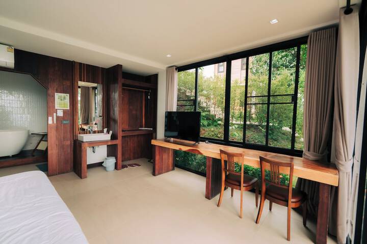 Room 21 of 94