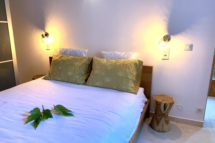 Room 17 of 111