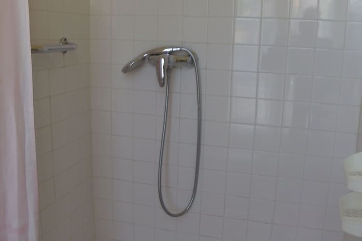 Room 15 of 22