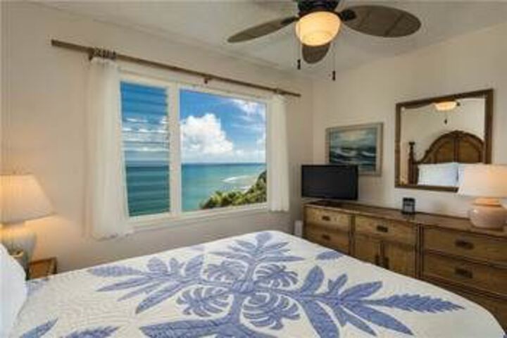 Room 8 of 22