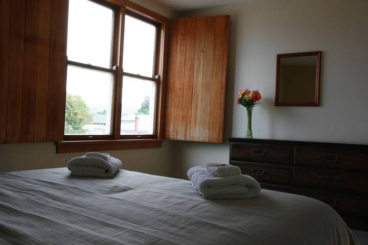 Room 8 of 60