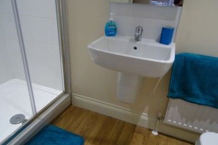 Room 5 of 22