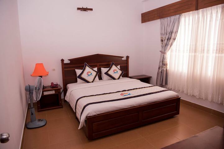 Room 16 of 35