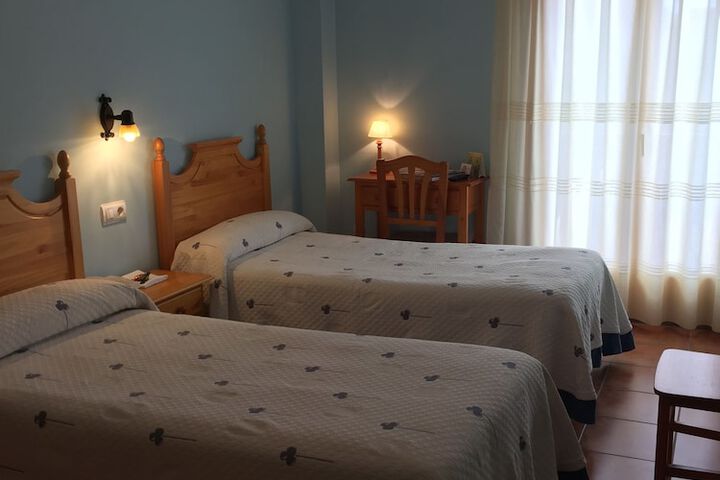 Room 11 of 61