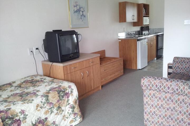 Room 13 of 48