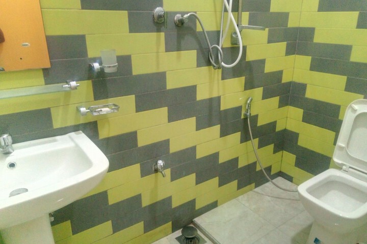 Room 5 of 6