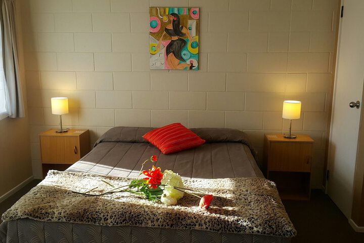 Room 3 of 62