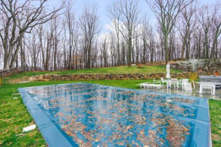 Pool 35 of 82