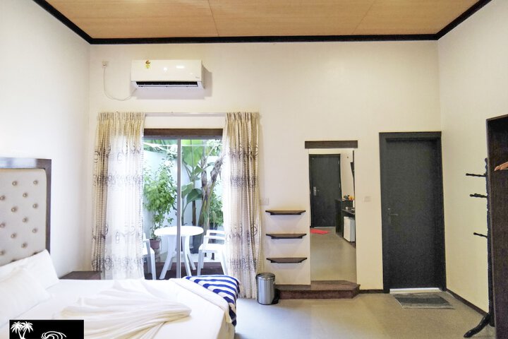 Room 13 of 52
