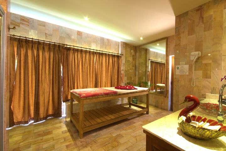 Spa Photos