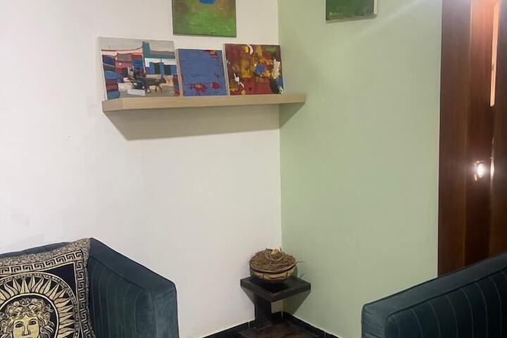 Room 9 of 20