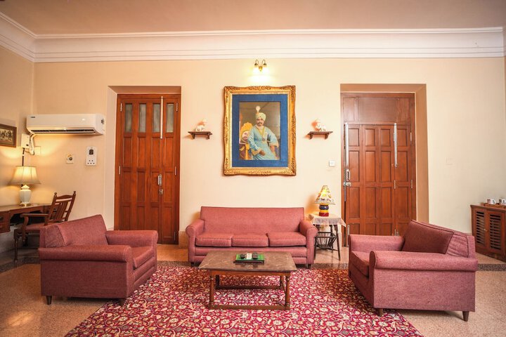 Room 52 of 135