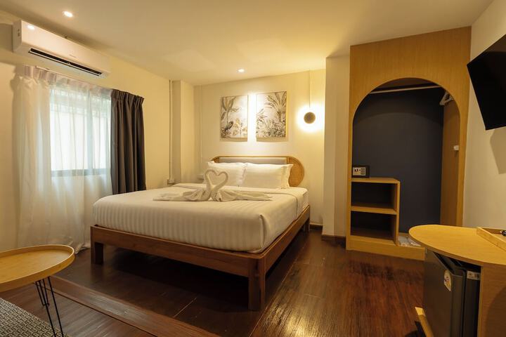 Room 20 of 132