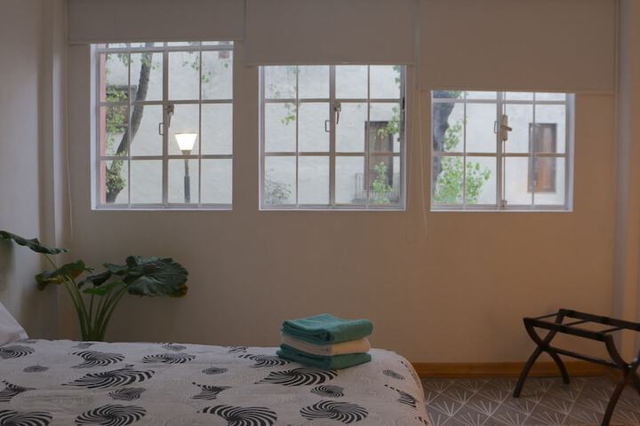 Room 3 of 12