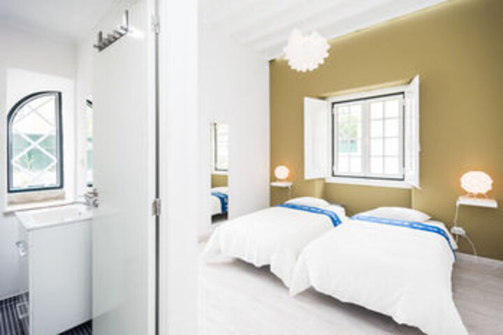 Room 19 of 53