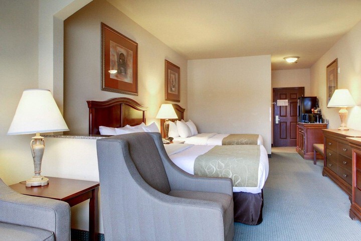 Room 12 of 33