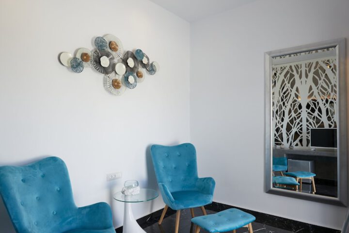 Room 60 of 190