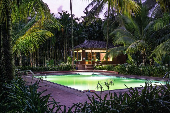 Pool 28 of 46