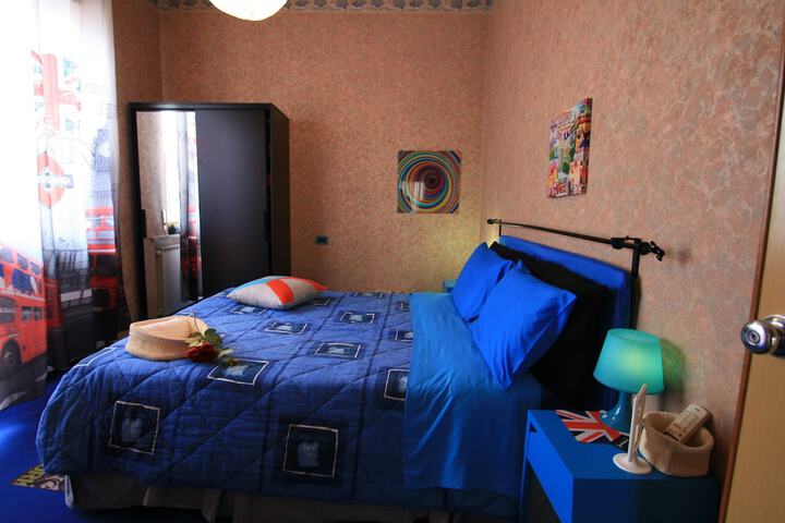 Room 12 of 31