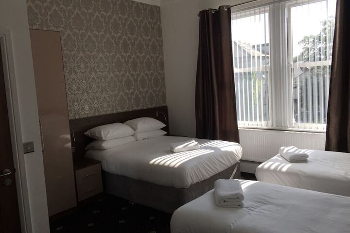 Room 44 of 62
