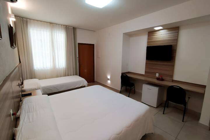 Room 6 of 145