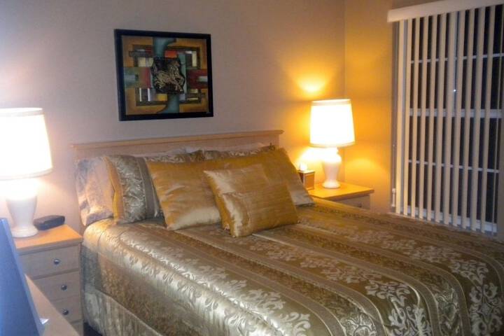Room 4 of 29
