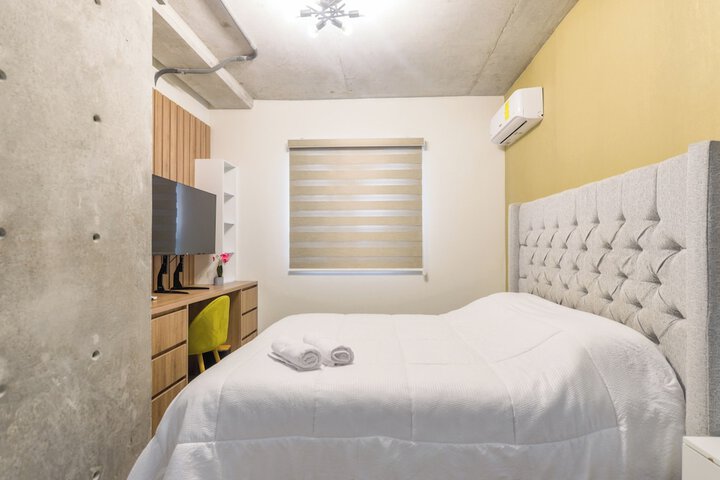 Room 50 of 254