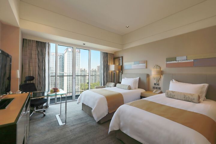 Room 3 of 48