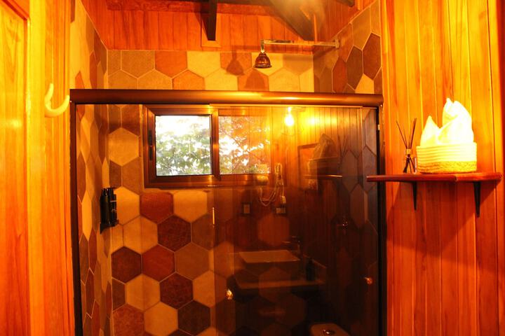Room 50 of 77