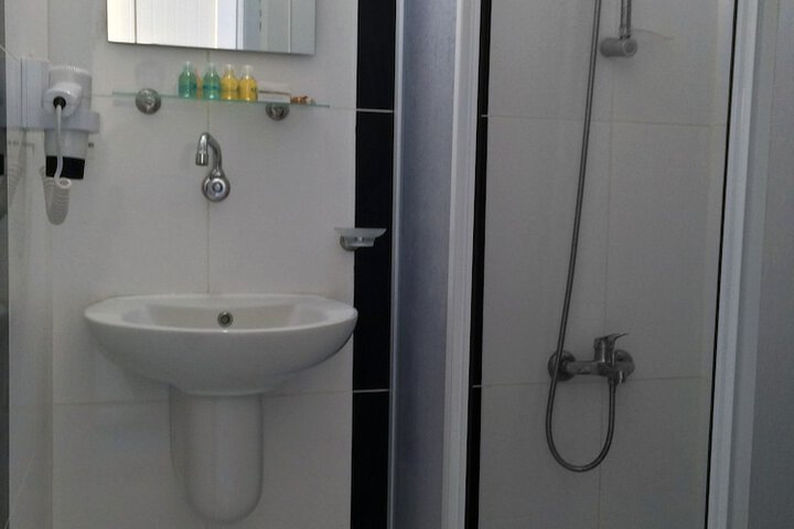 Room 12 of 51