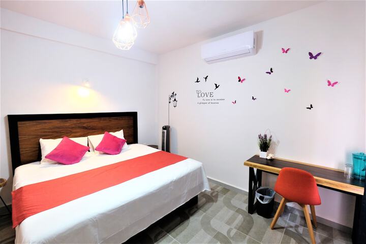 Room 18 of 34