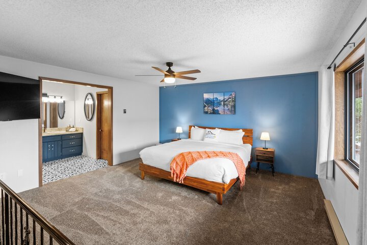 Room 2 of 43