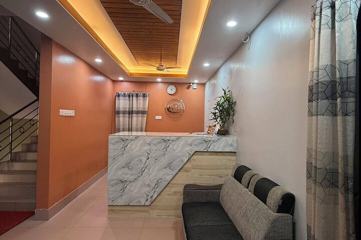 Hotel Interior 4 of 37