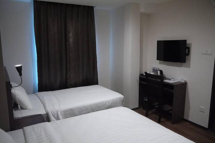 Room 27 of 50