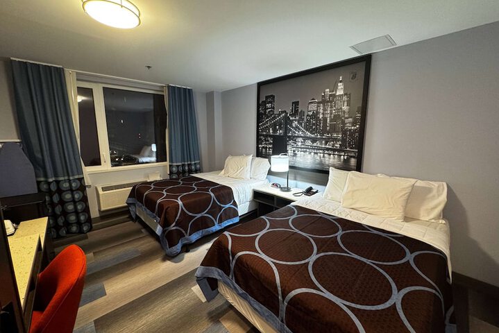 Double Accessible 2 Double Beds (7 of 10)