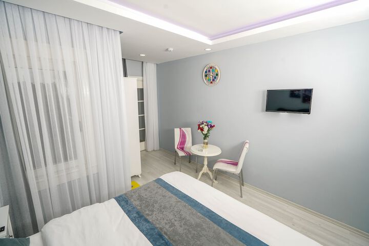 Room 10 of 55