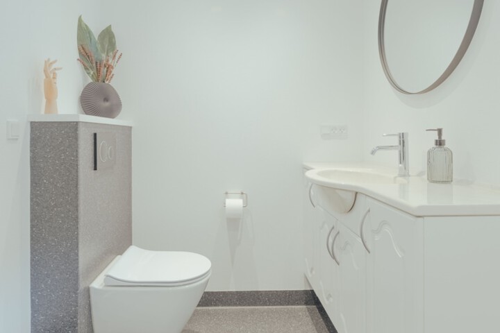 Room 18 of 22