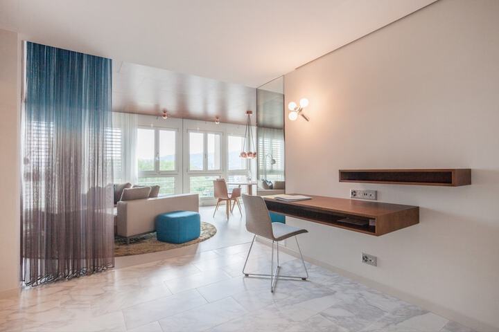 Room 21 of 45