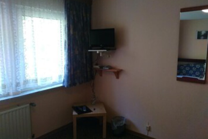 Room 39 of 43