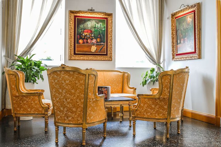 Guest Lobby