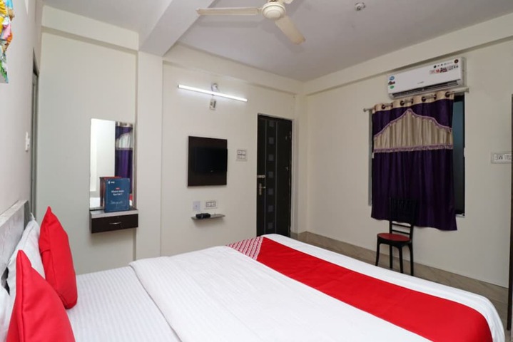 Room 8 of 25