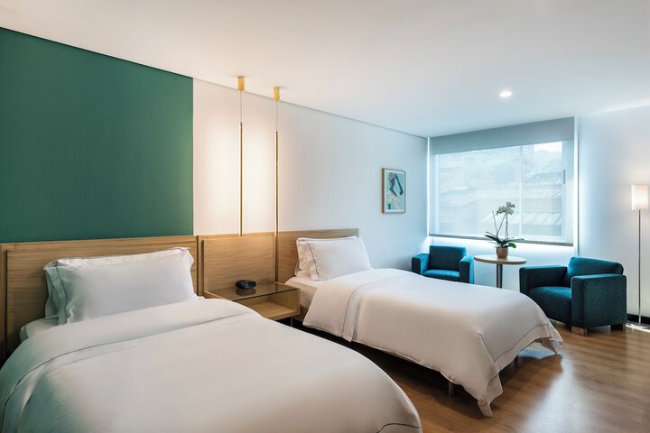 Room 11 of 75