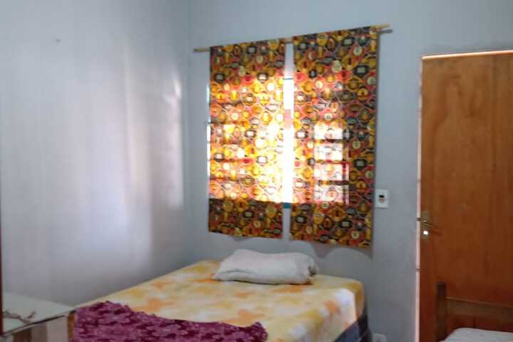 Room 5 of 11