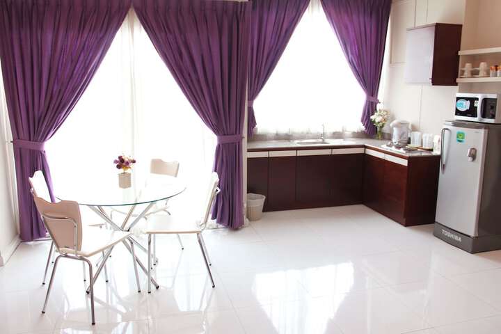 Room 25 of 42