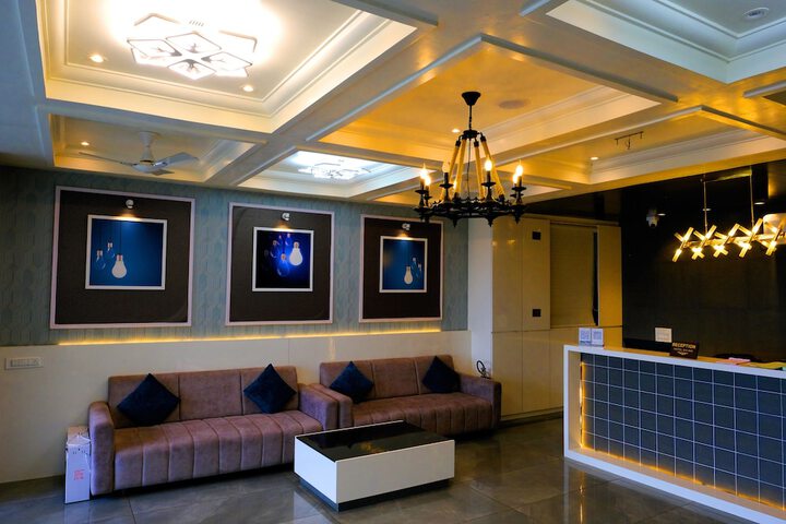 Hotel Interior 3 of 32