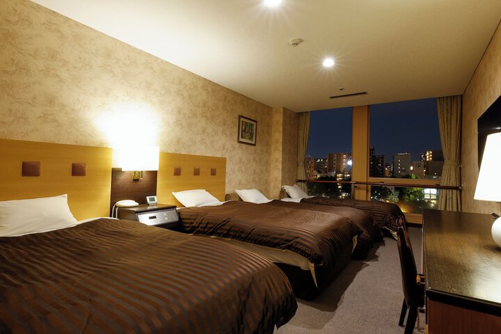 Room 9 of 53